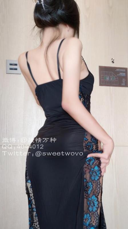 推特超人气重磅级女神网红（完具酱）精品私拍资源合集