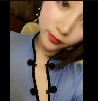 蜜桃传媒端庄优雅的女神（YSL甜甜）定制民国风旗袍装写真集+21v-204m