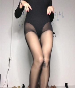 快手网红（奈斯姐姐）八卦视频，高价黑丝美腿定制曝光【59V，4.2G】