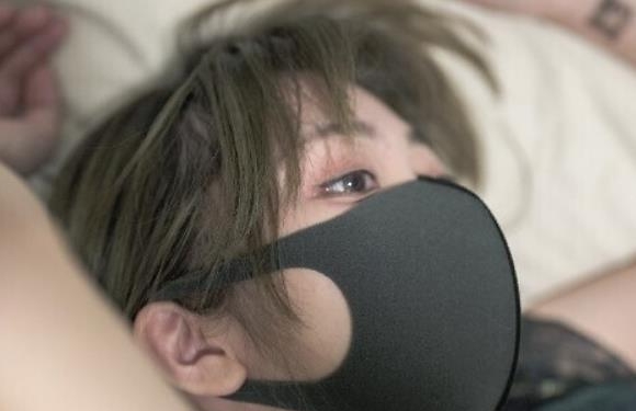 “爱的练习手册：探索香港娃娃X的魅力！”