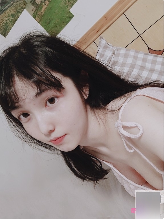 独家曝光P站女神EricaHand完具视频合集，绝对不能错过！