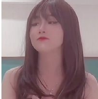 父亲欠债，女儿喂药还债