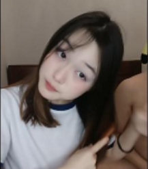 中年美女长发清纯，大肚子中年美女长发清纯