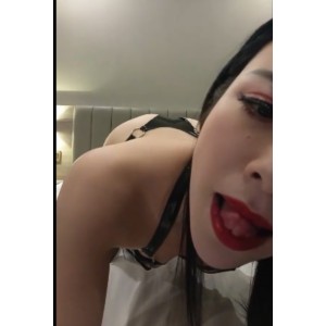 “极致享受！全系列按摩师，上下两场合集，高清畅享，1V+949MB，百度盘限时放送！”