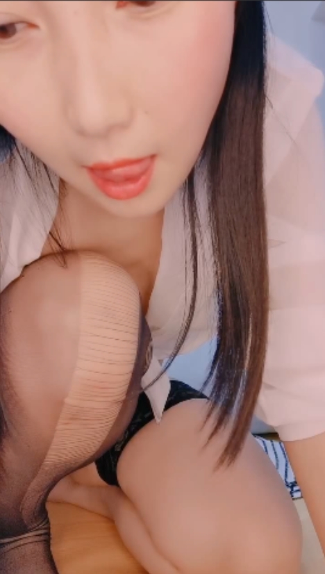 限时抢购超大合集30V+40G，精选嫩少妇晴，百度盘转载搬运！