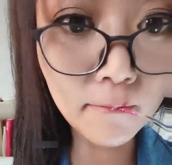 漂亮女老师的37v34.2g视频在百度盘上的搬运