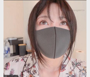 HongKongDoll用嘴道具家常奇怪姿势玩偶姐姐鲍鲍短片1.5G6分钟预告+29分钟正片