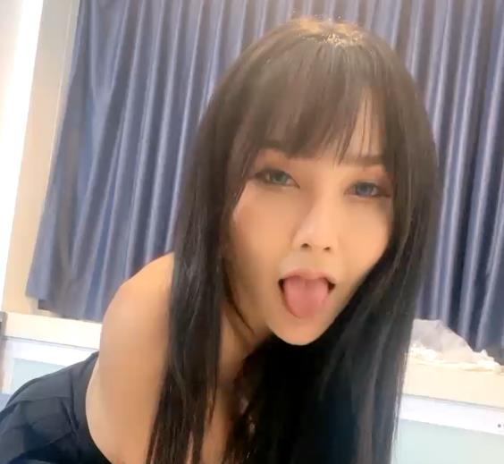 175CM精选尤物：婚纱有趣装给力表演，1V，410M