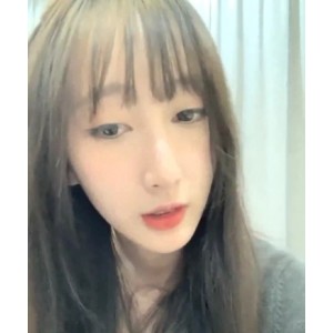 精选精选校花黑丝JK服装无屏障C出水1v687MB百度云