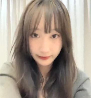 精选精选校花黑丝JK服装无屏障C出水1v687MB百度云