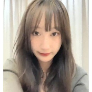 精选精选校花黑丝JK服装无屏障C出水1v687MB百度云