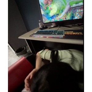 转载搬运：新作上边玩游戏，下边给我嘴，强C喷泉，内释暴怒，高画质1V+641MB