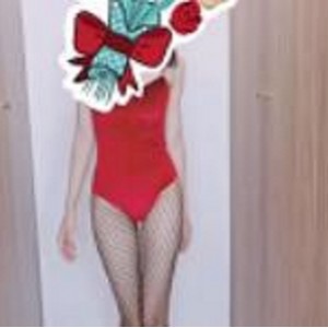 P站女神Ameskiss资源合集：742MB精选视频，A姐美腿诱人姿势梦寐以求