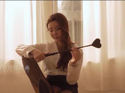 《苏语棠黑丝女王教师综艺视频：你好同学多人游场景爆弄三人游观看》