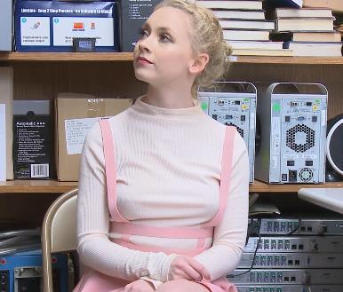 保安部门反差作品：超市偷窃白人妹子视频