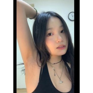 YumiOnlyFans小合集资源：29V1.6G视频包月收费，178张无圣光图片，身材曲线迷人