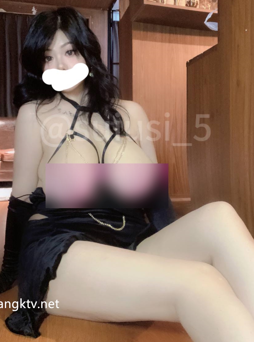 推特大罩杯博主suiusi私拍合集7.8G，百度盘下载