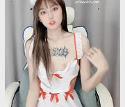 TOYOTA高颜值主播天价资源，2视频1GIF，见证绝美表演