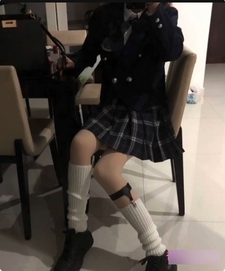 反差婊143套性感可爱清纯轻口味重味室外公共场景精彩合集