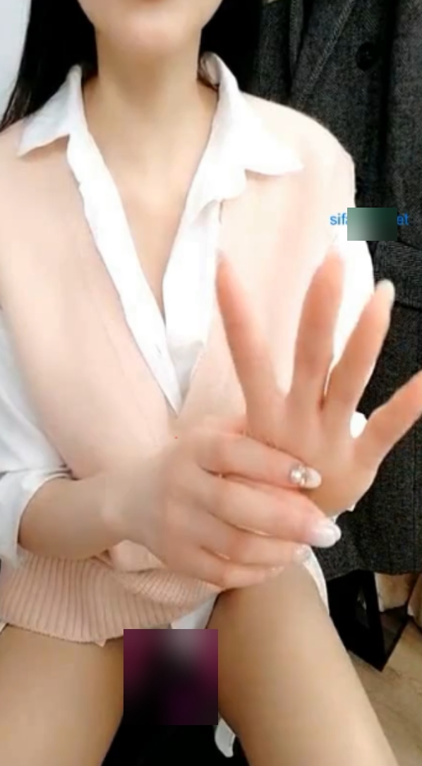 时尚潮流美球少妇黛西直播合集：32V，26.49G