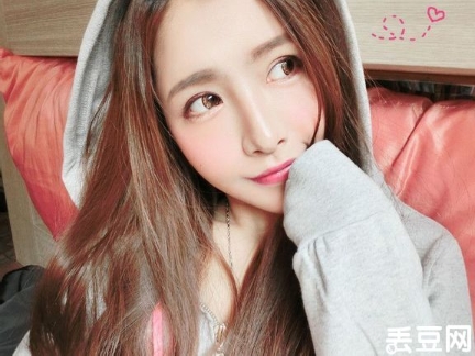 高颜值御姐小黑肥黑合集：阳光少年陈寻与神秘御姐的奇妙互动