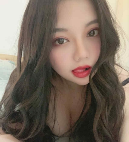 默契搭档！某推坦克美女巨巨合集大放异彩