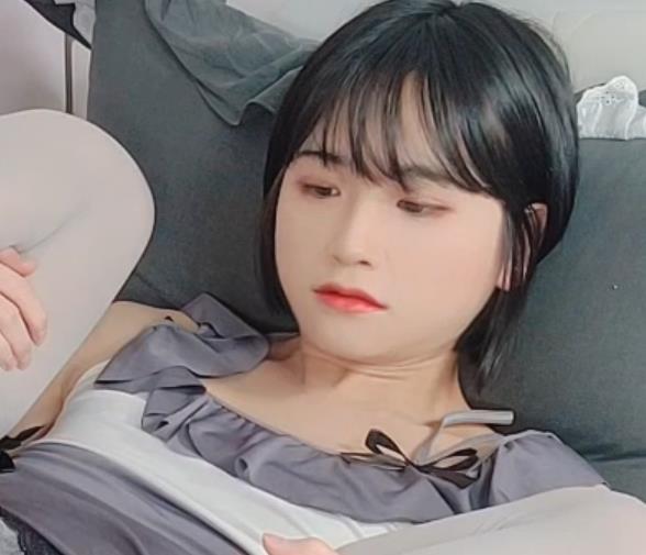 Lua34V4.9G，颜值审美，小飞机荤素不忌