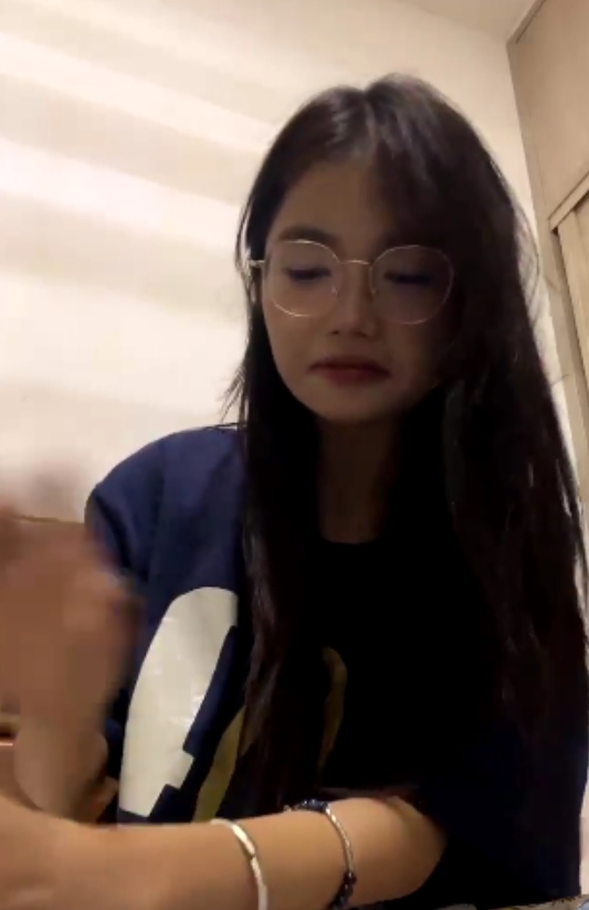 眼镜学妹宿舍直播秀，收藏百度ED2K视频大放送