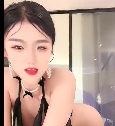 女神回归！顶级航模陈洲挖挖小土豆，无保护狂C进入，2V，1.9G，自拍出品，时长2:27分，美颜滤镜，超Y荡，P事件揭秘，杭州风采，下载观看！