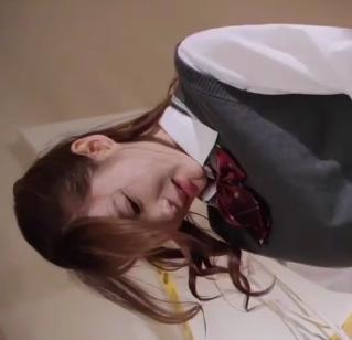 岛国破解版JK服装少女1V-638M：美颜身材双绝，少女主动诱惑下水道