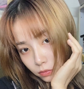 神秘美女口腔特写，11V+1.6G百度盘诱惑魅力