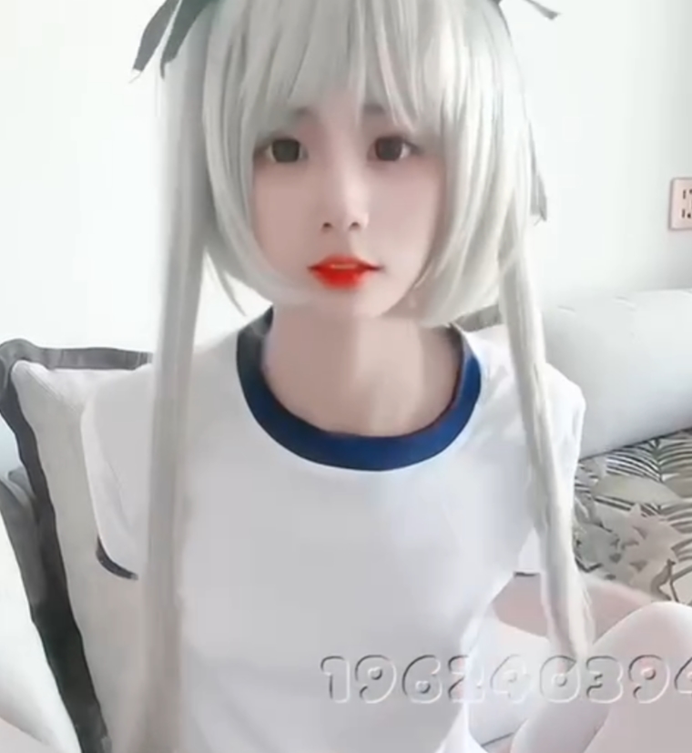 小雯宝宝：妹子狂喜视频合集，清纯妩媚颜值竿娆露脸放飞自我，互动推特大量管饱，推荐下载