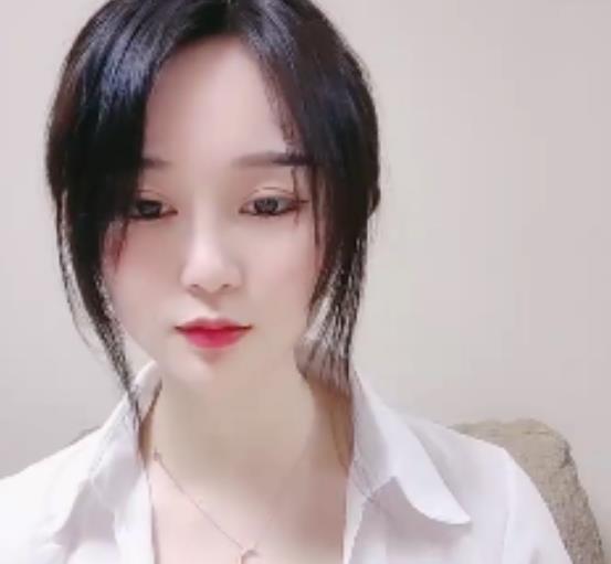 网红女神喵小萌18.6G作品集，转战虎牙YYDS风采无限