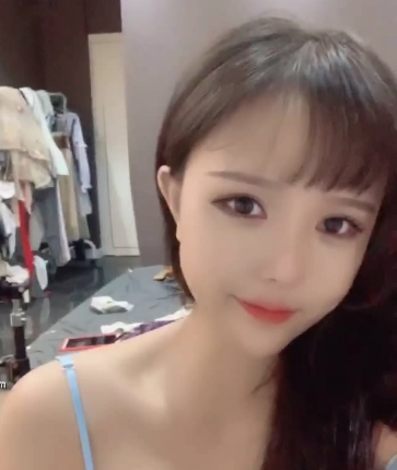 穿云音性感网红私拍资源合集，大小379MB，绝对诱人！