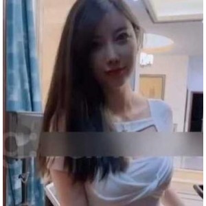 杨晨晨脱衣扑克定制视频120M烧劲车头灯想看蜜桃臀