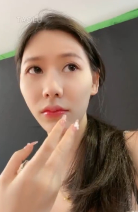 《芷晴套路直播：52g丝足剧情指教，百度ED2K收藏》