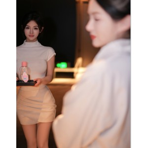 《谭小灵精彩合集：540张图+16个视频，直播精彩瞬间尽收眼底》