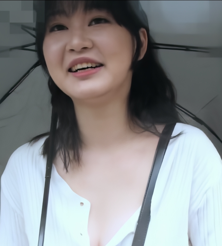 魏乔安：传媒女星，百度ED2K收藏量竿娆新增1v视频备受追捧