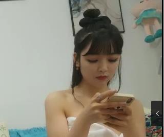 笑翻天！T花翻车集锦完整版，小姐姐自拍惹笑，划破TT惨遭挨打，直播惊现下水道！