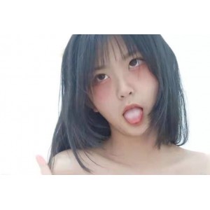 安徽美女校花郑思瑶私拍视频曝光：尺度惊人！