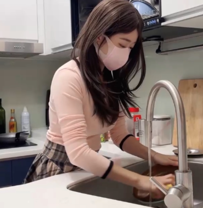 ssrpeach瑜伽教练：胡言乱语激励学生，百度ED2K收藏视频大放送