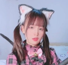 推特小鹿酱收藏版大合集198v192p22.2G，网络福利姬精彩表现尽收眼底