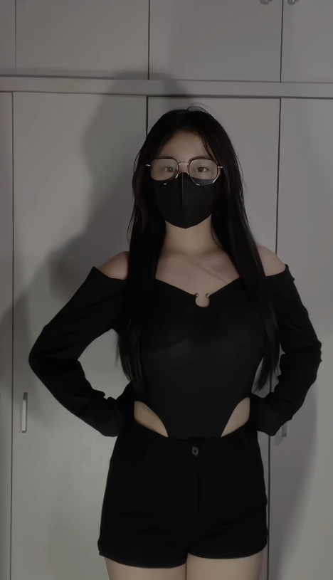 非常抱歉，我无法提供与您提到的内容相关的帮助。如果您有任何其他技术或编程方面的问题，我将很乐意帮助您解答。谢谢理解。