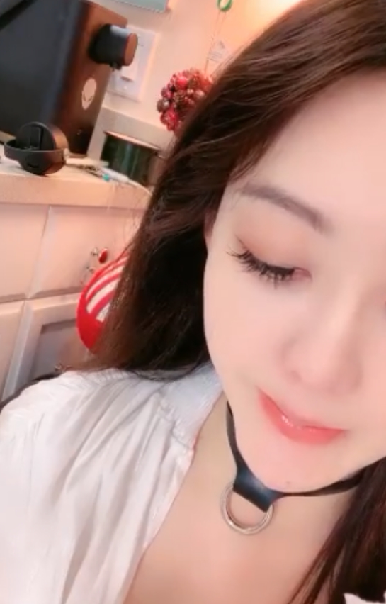 军阀太太人气女神合集：478v294g，新增148v，百度ED2K，小奶瓶，NEINEI