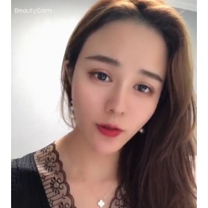 修长美丽的脚系列视频，易直播六一定制福利，丝袜高跟足完美展示，私信获取下载解压