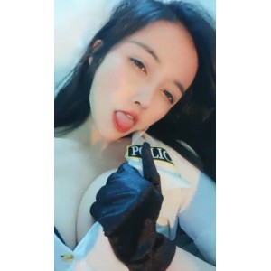 护。这一事件也进一步增加了娜美的知名度，让更多人对她的视频作品产生了浓厚的兴趣。如果您也想收藏这部“上海模特一库一库111v137g合集”，赶快在百度上搜索“115”吧！