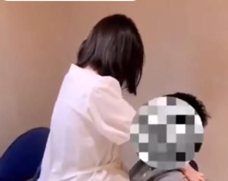 ROXY奴隶妻子33.6g视频合集，收藏数量飙升，王八老公的故事令人回味无穷