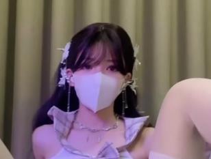 糖心自拍视频：超可爱白丝JKS道具秀，身材曼妙，下载观看！