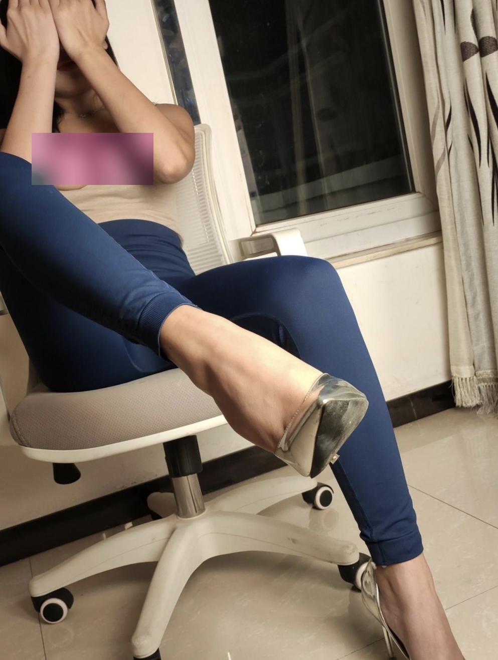 外企职员苿苿姐1v+1.69G视频大放异彩，百度盘分享