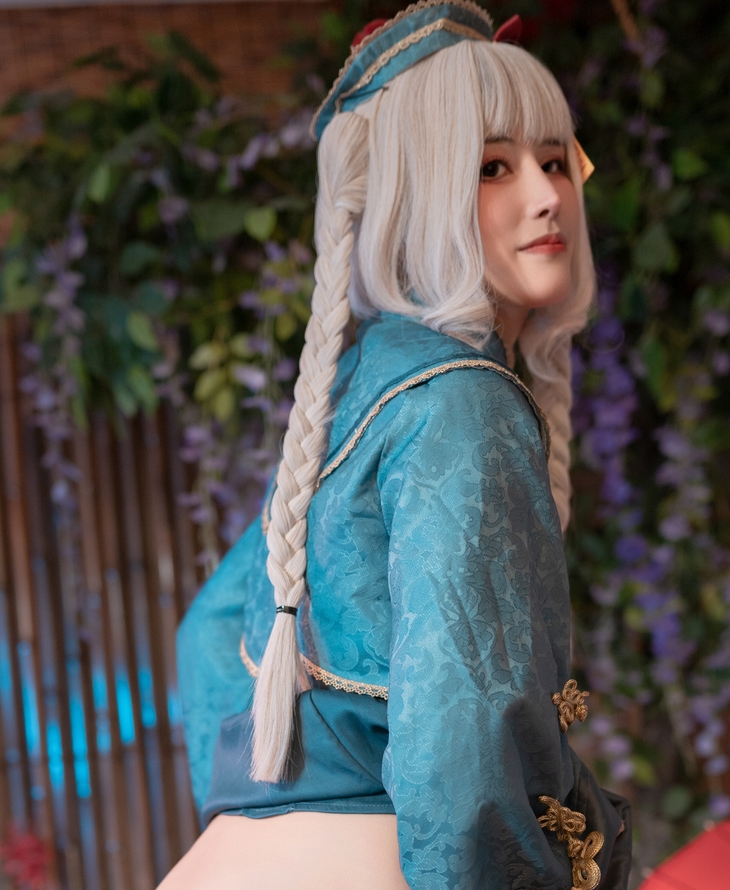 鹿八岁作品合集：56套普通尺度作品，71.8g视频，珍藏400，百度ED2K下载，黑暗护士主题